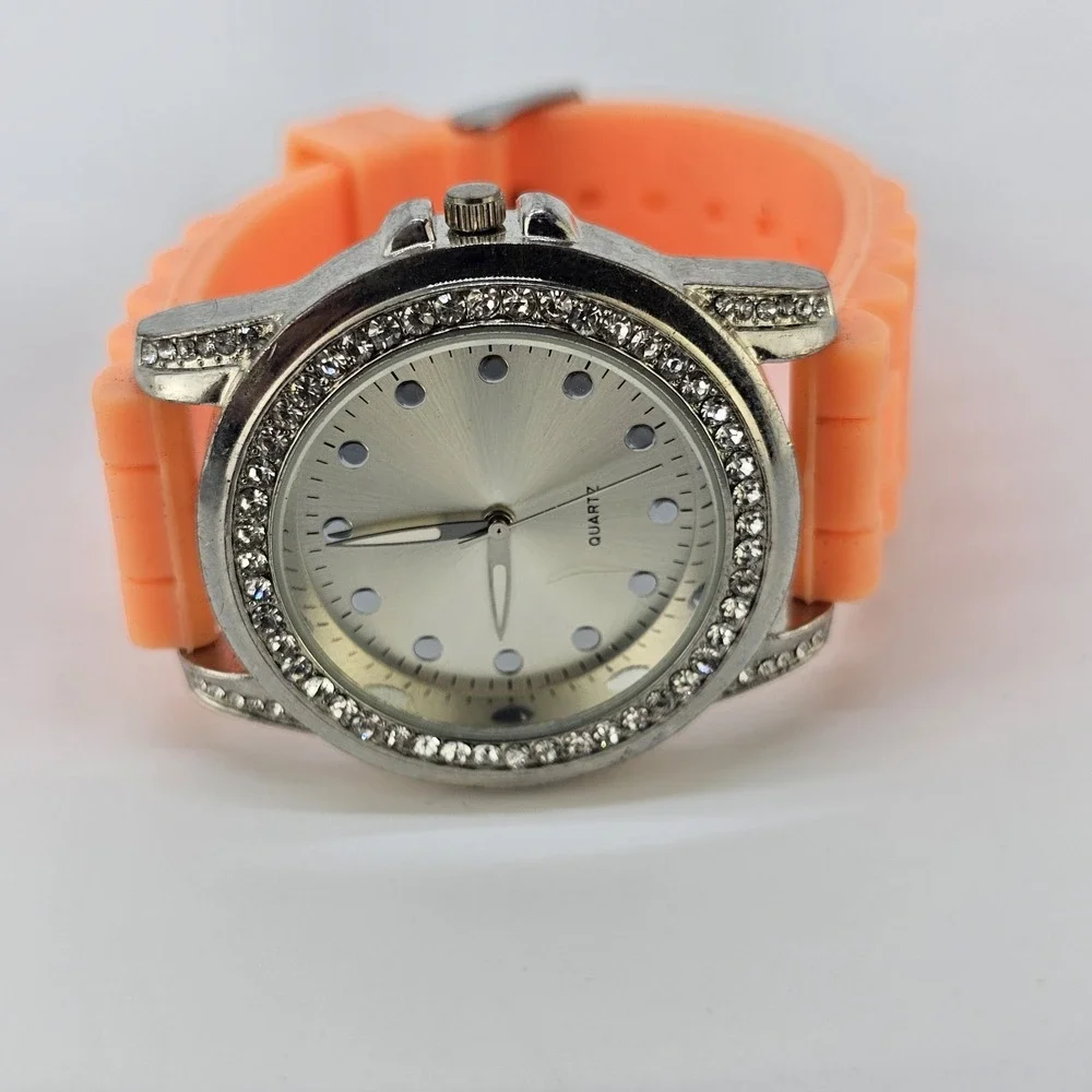 Women Analog Watch 41MM Gray Dial Crystal Bezel Orange Plastic Bands NEW Battery